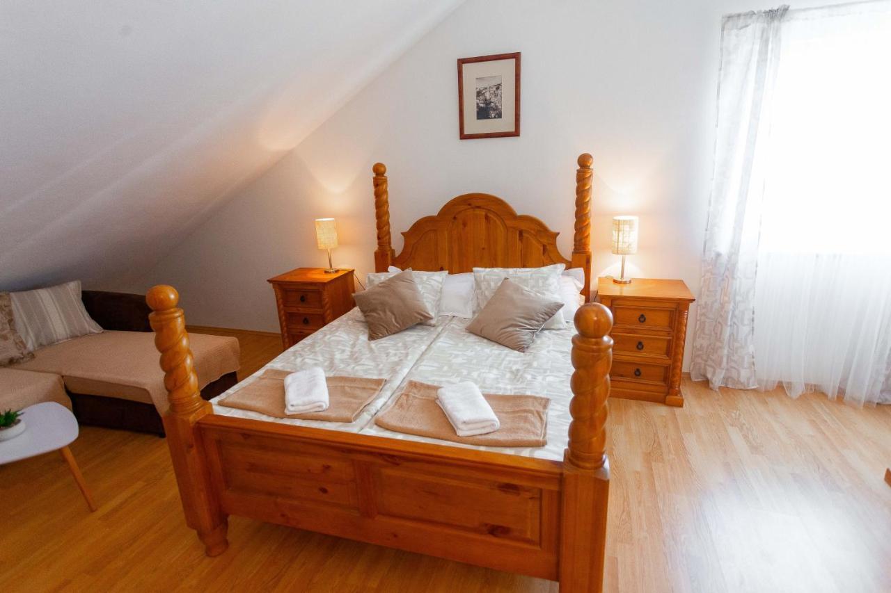 Apartment Jerry With Private Pool Милна Екстериор снимка