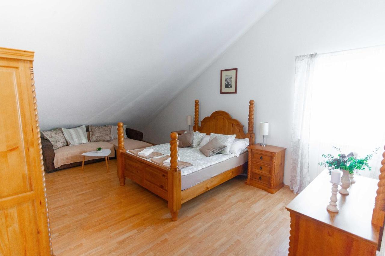 Apartment Jerry With Private Pool Милна Екстериор снимка